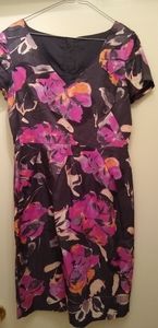 Lovely floral silk-style dress (linen & rayon)